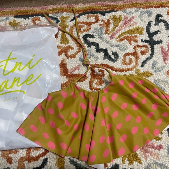 Kortni Jeane Girls Swim top size 4/5 - Picture 2 of 6